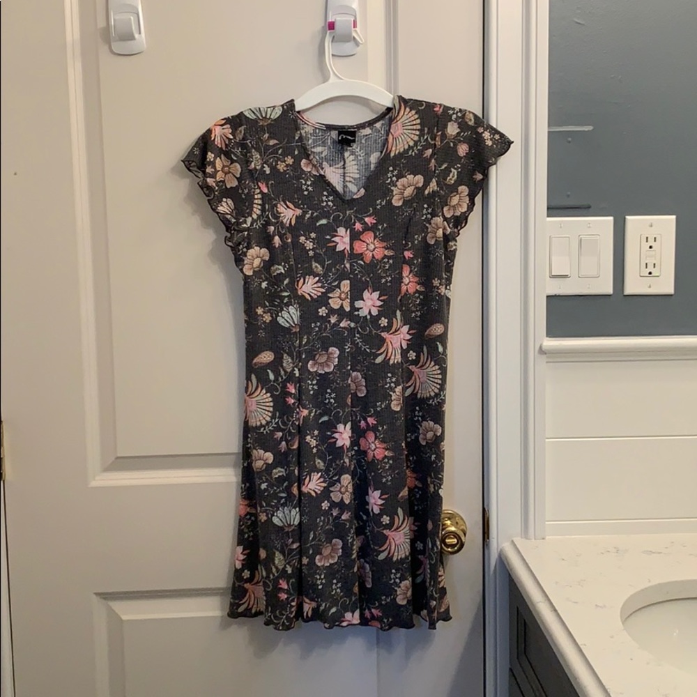 a cute casual dress!